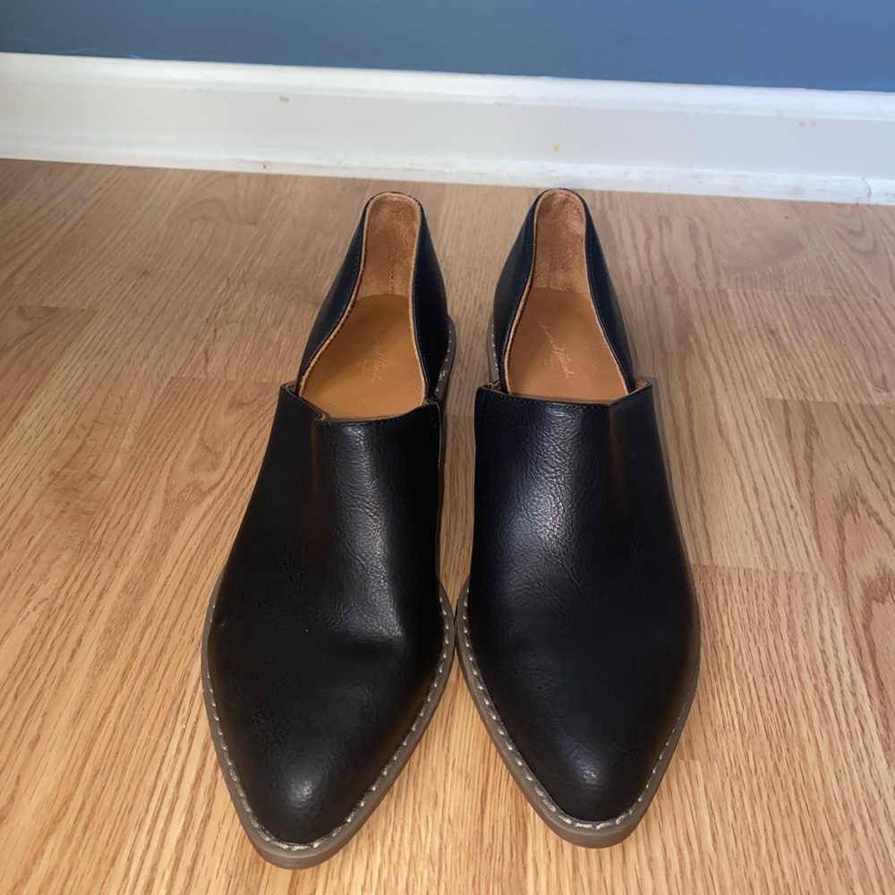 Universal Thread Black Ankle Booties - Picture 3 of 3